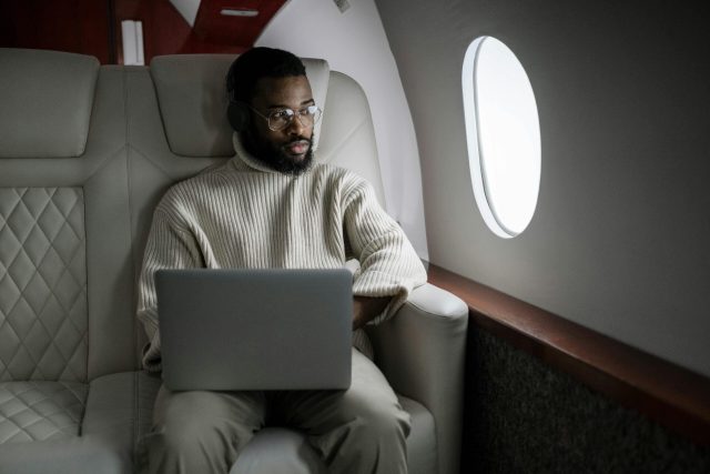 Easy Jet Cabin Bag Size: Ultimate Guide For Stress-Free Travel