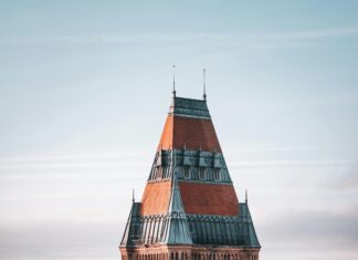 West Ham Vs Manchester United F.C. Timeline: Epic Moments Uncovered