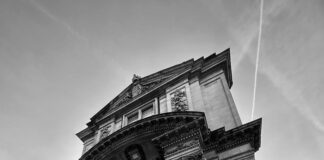 Birkbeck University Of London: Why Choose This Prestigious Campus? Home