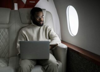 Easy Jet Cabin Bag Size: Ultimate Guide For Stress-Free Travel