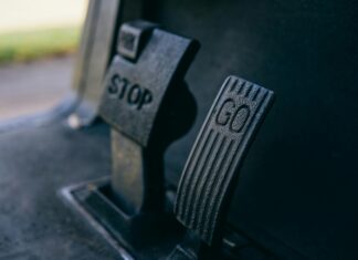 Clocks Go Forward Date: When Does the Time Change Occur?