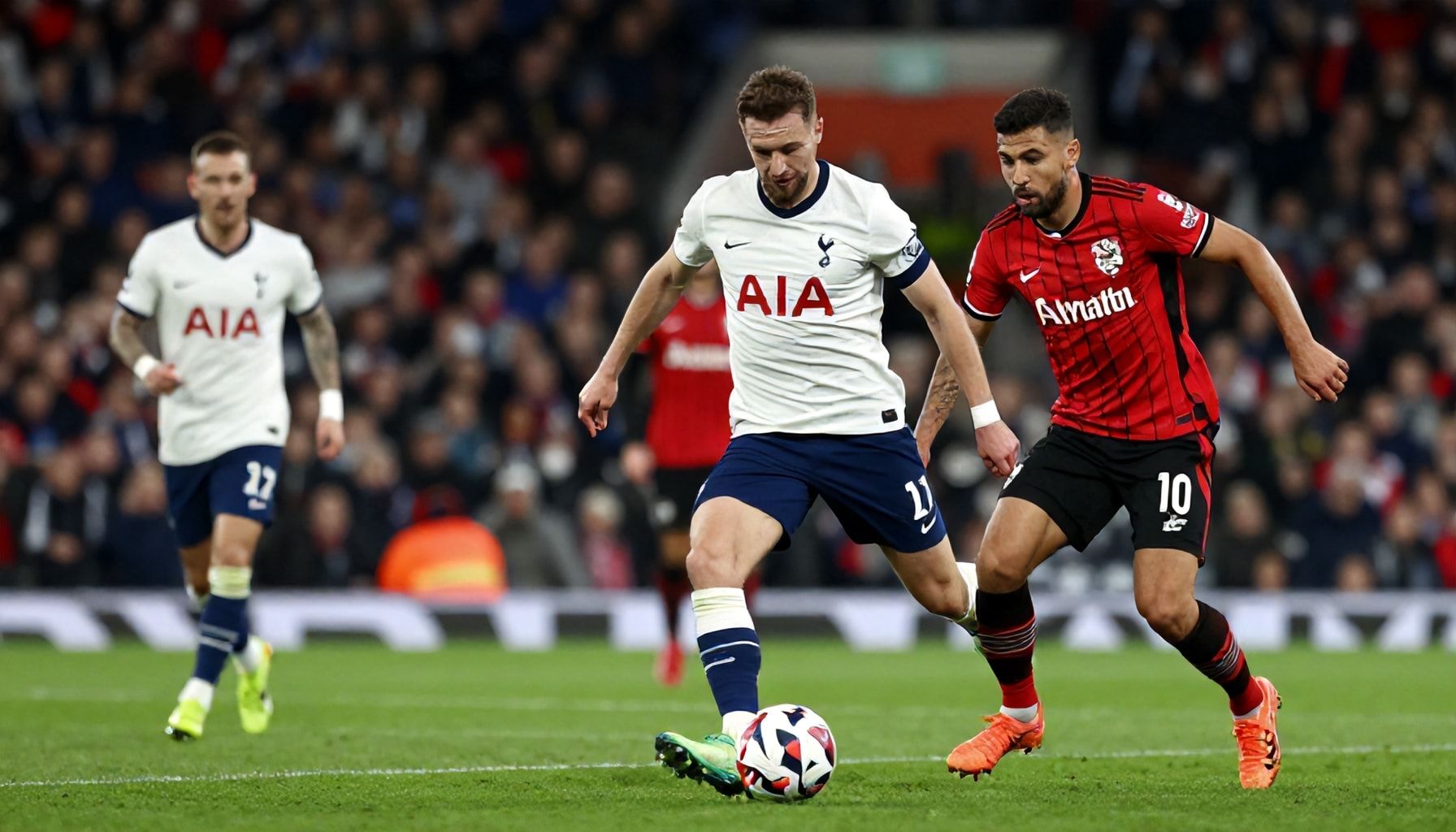 How to Counter Tottenham's Pacey Wingers: Southampton's Tactical Options Revealed